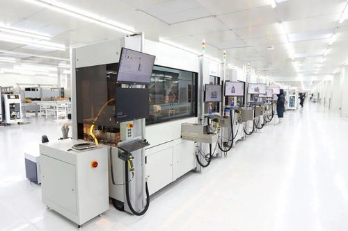 打破海外壟斷 車谷企業(yè)4月投產(chǎn)新能源汽車“最強(qiáng)大腦”，鄭州軟件開(kāi)發(fā)助力產(chǎn)業(yè)鏈升級(jí)